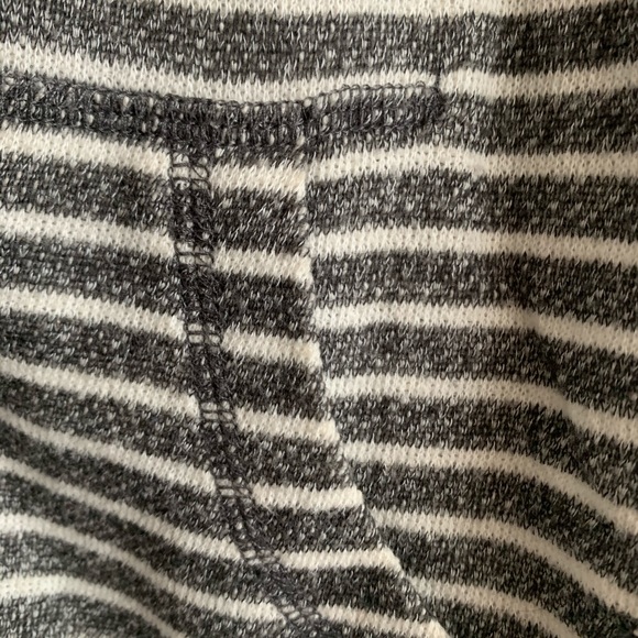 Garage Striped Crop Hoodie - Picture 2 of 4